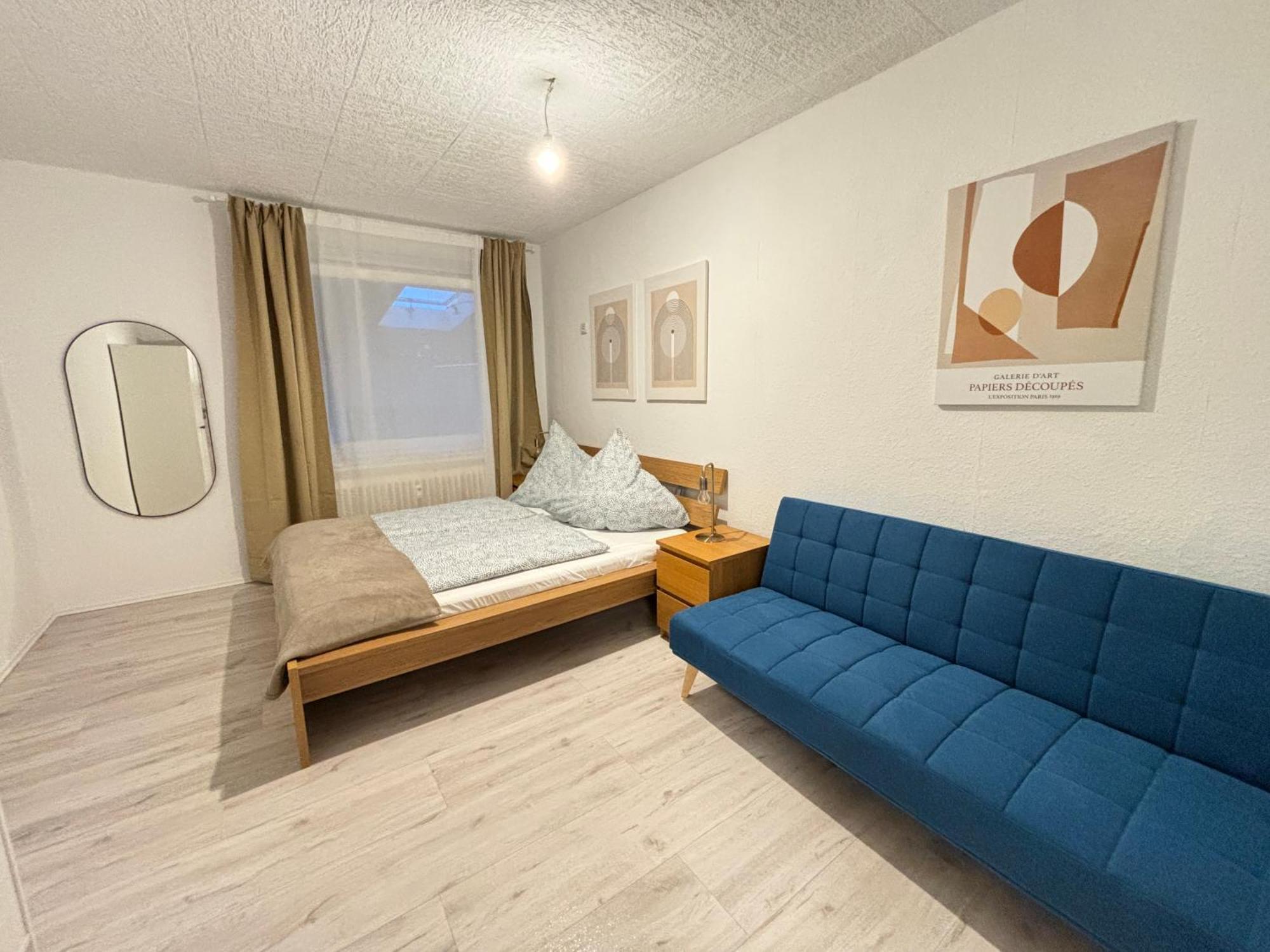 140Qm - 4 Zimmer- Parkplatz - Autobahn - Blauer See - Mallibase Apartments Garbsen Εξωτερικό φωτογραφία